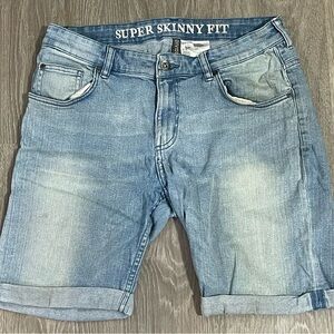 H&M Divided Super Skinny Fit Jean Denim Shorts Sz. 32